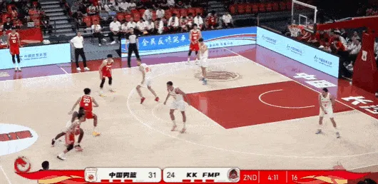 开云体育官方入口-中国男篮持球过半场，巴尔纳凶狠撞倒赵嘉义吃到违体犯规